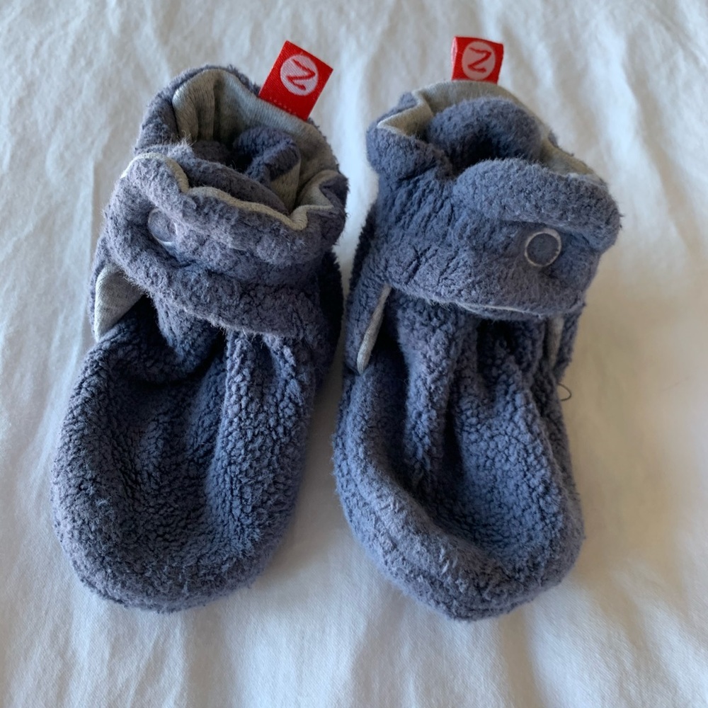 Zutano booties 6-12M